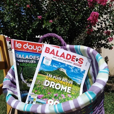 Coeuraccords, & Bien-etre Au Calme Naturiste Toute L'annee